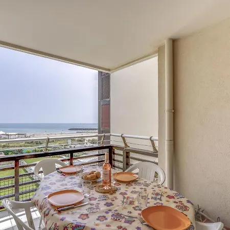 Apartment Le Sunset-cap Sud-12 By Interhome